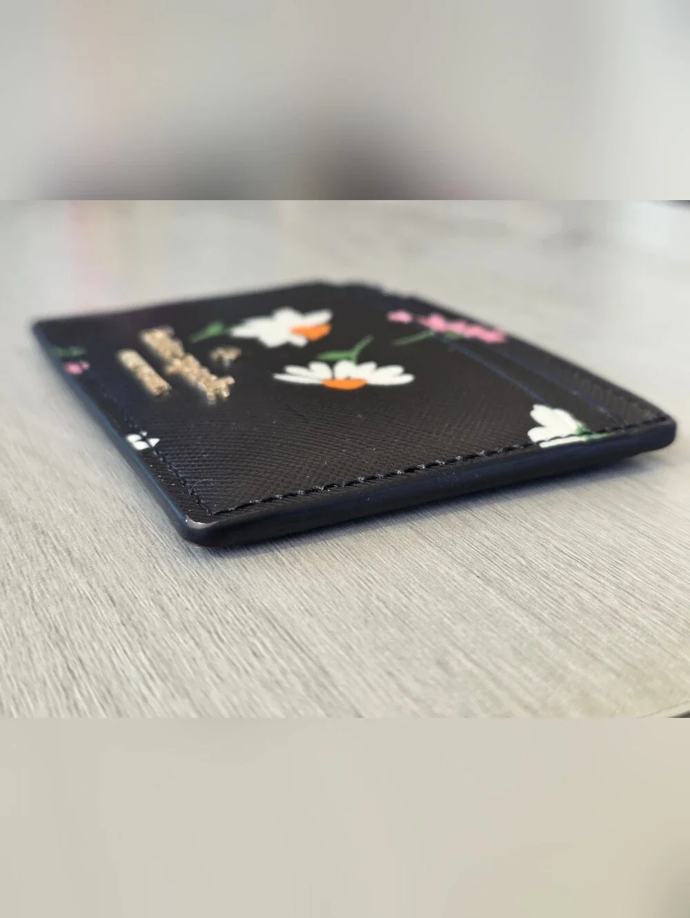 kate spade New York Black Floral Cardholder